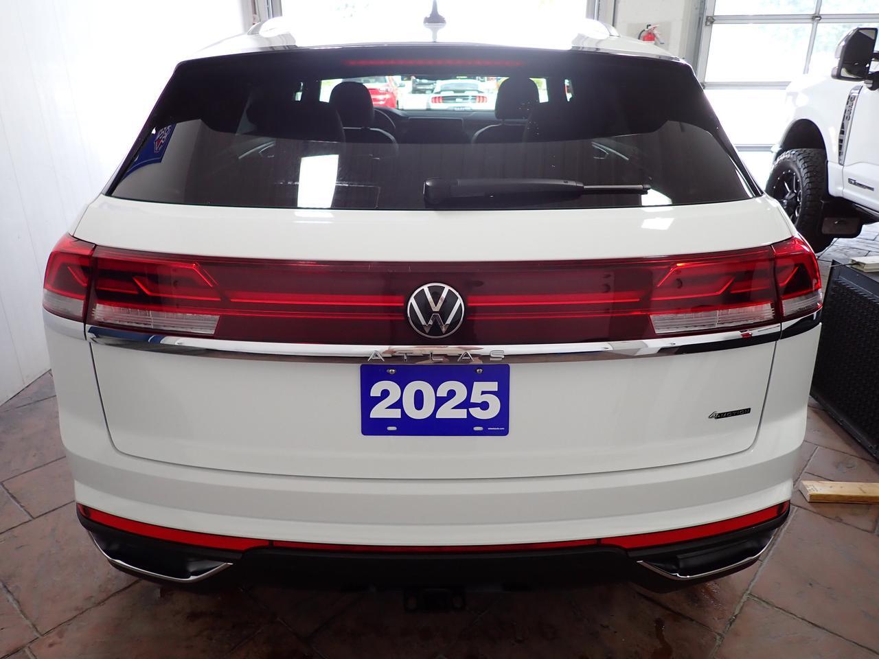 2025 Volkswagen Atlas Cross Sport Comfortline AWD LEATHER Listowel ON