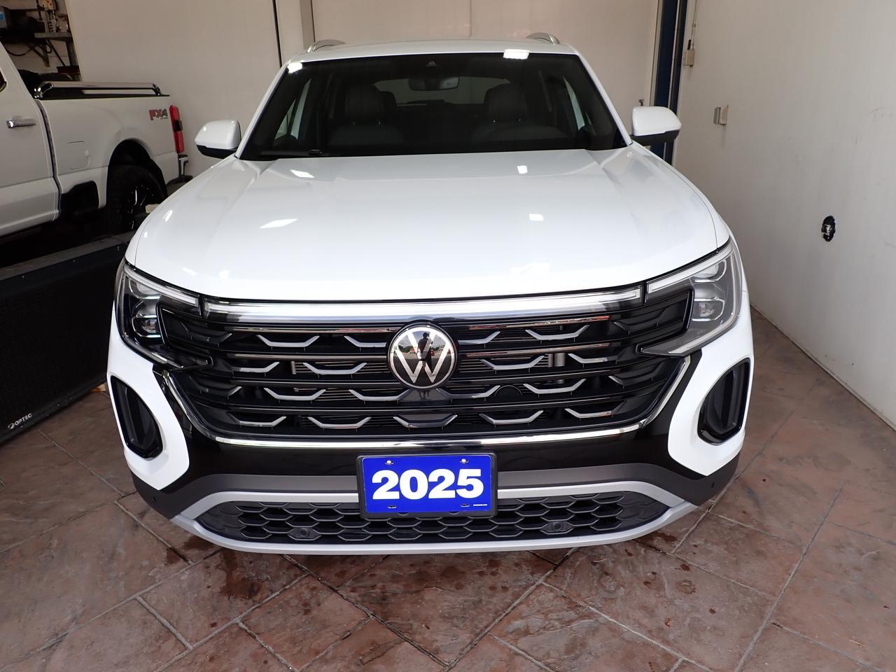 2025 Volkswagen Atlas Cross Sport Comfortline AWD LEATHER Listowel ON