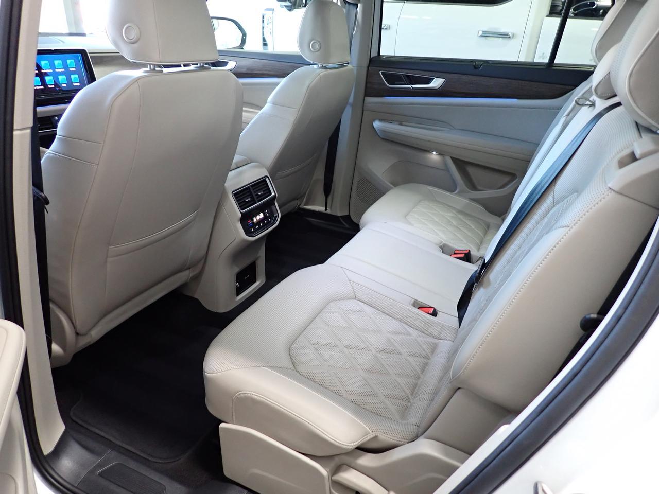 2025 Volkswagen Atlas Execline 4WD LEATHER NAVI SUNROOF Listowel ON