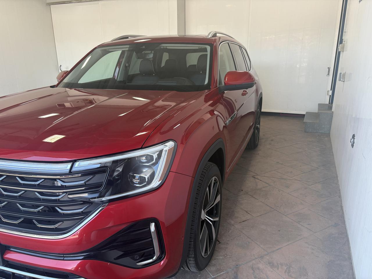 2025 Volkswagen Atlas Execline 4WD Listowel ON