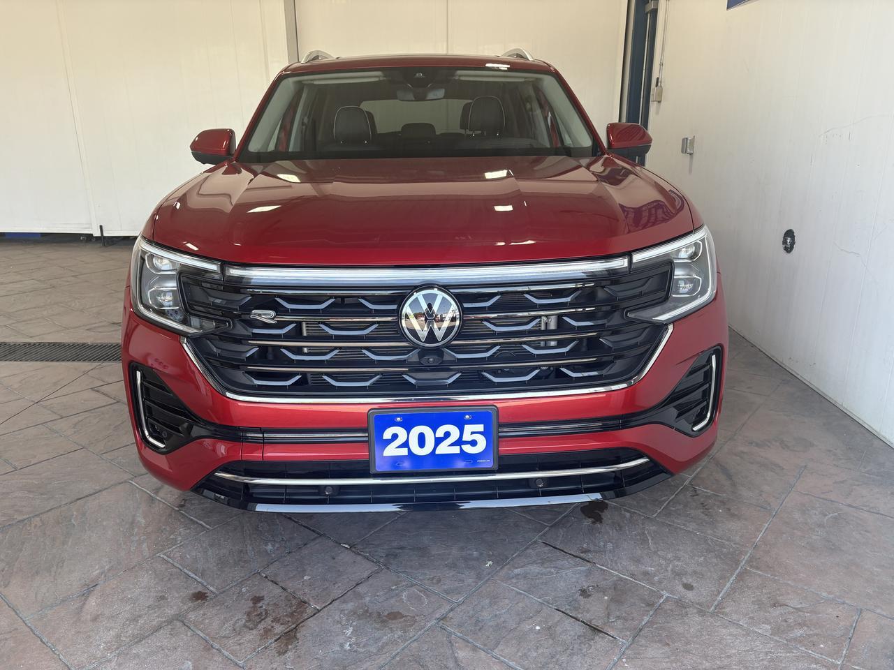 2025 Volkswagen Atlas Execline 4WD Listowel ON