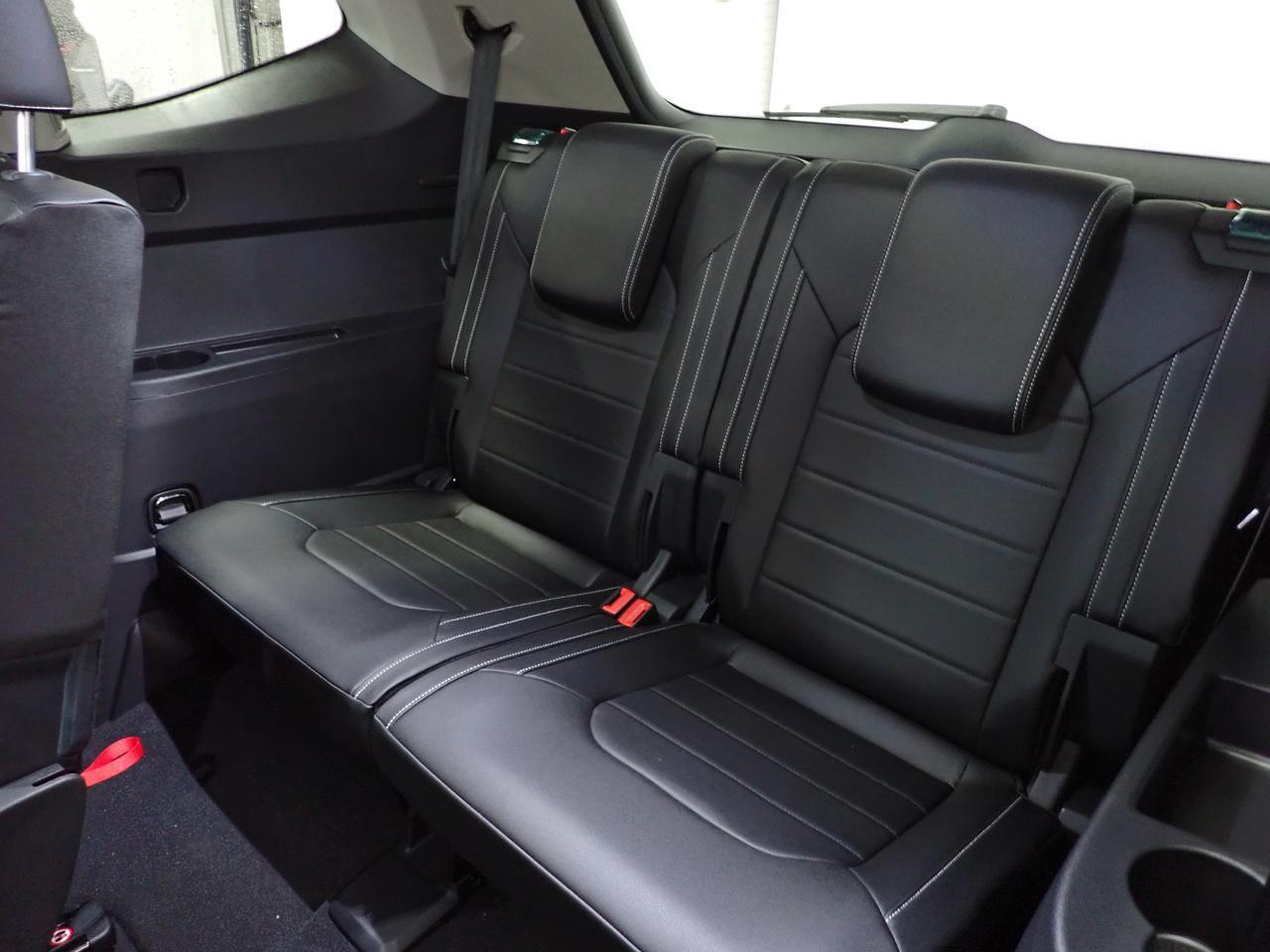 2025 Volkswagen Atlas Highline 4WD LEATHER NAVI SUNROOF 7 PASS Listowel ON