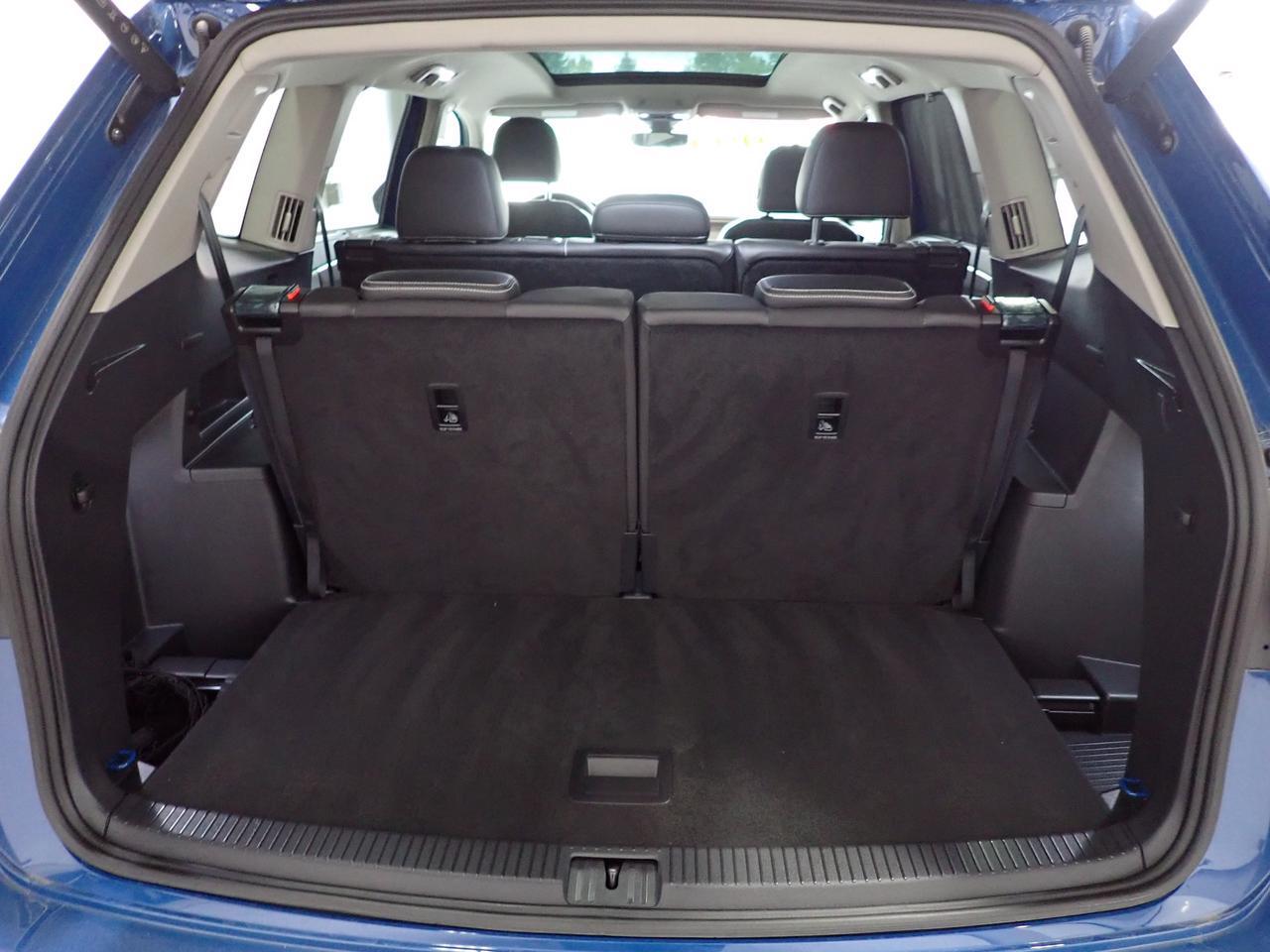 2025 Volkswagen Atlas Highline 4WD LEATHER NAVI SUNROOF 7 PASS Listowel ON