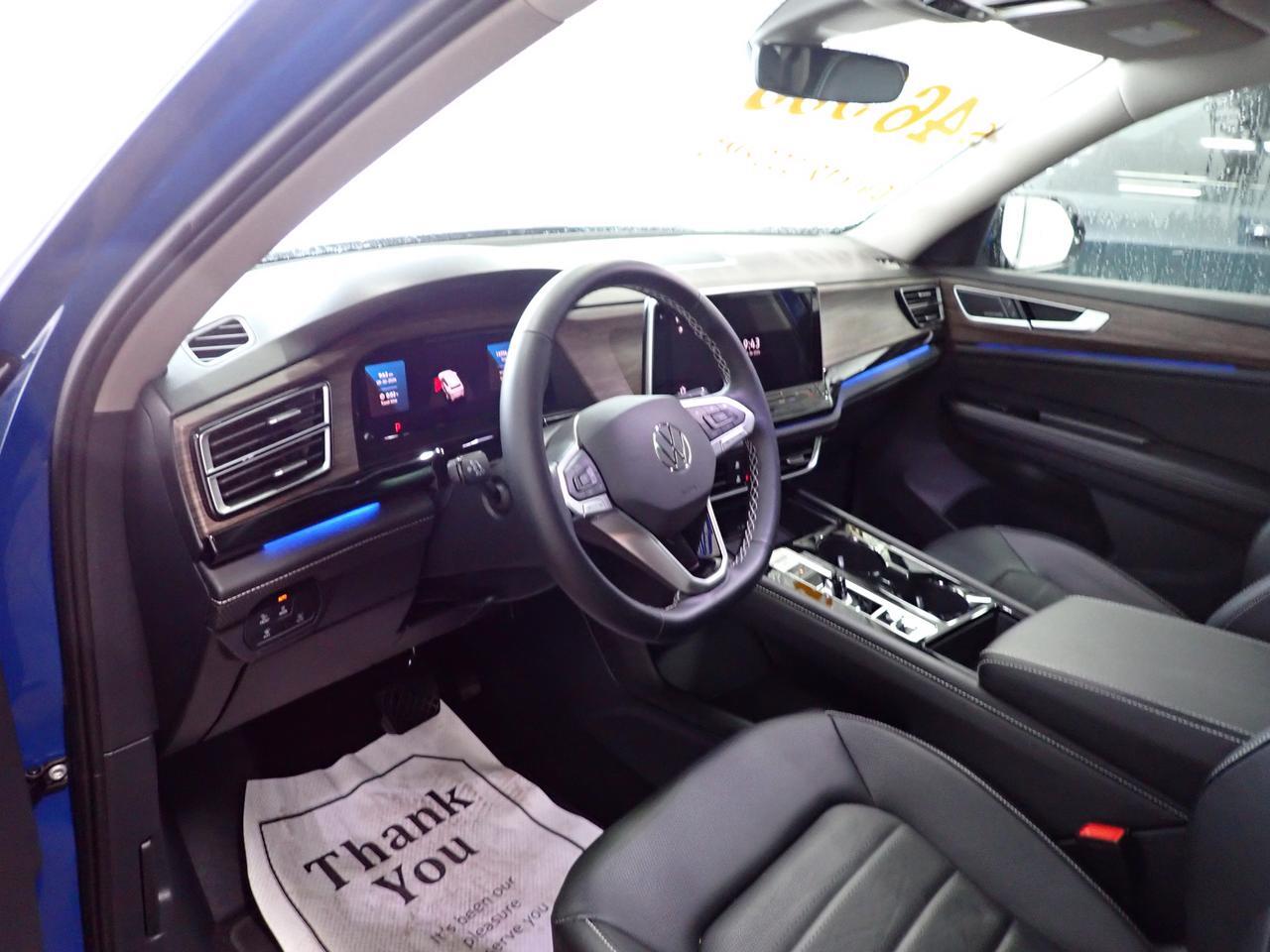 2025 Volkswagen Atlas Highline 4WD LEATHER NAVI SUNROOF 7 PASS Listowel ON