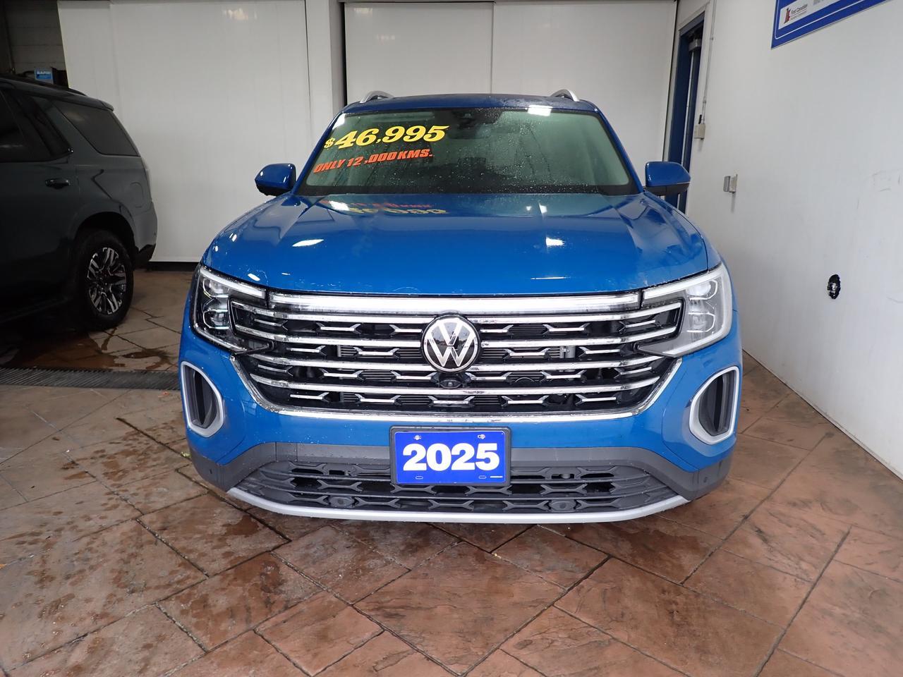 2025 Volkswagen Atlas Highline 4WD LEATHER NAVI SUNROOF 7 PASS Listowel ON