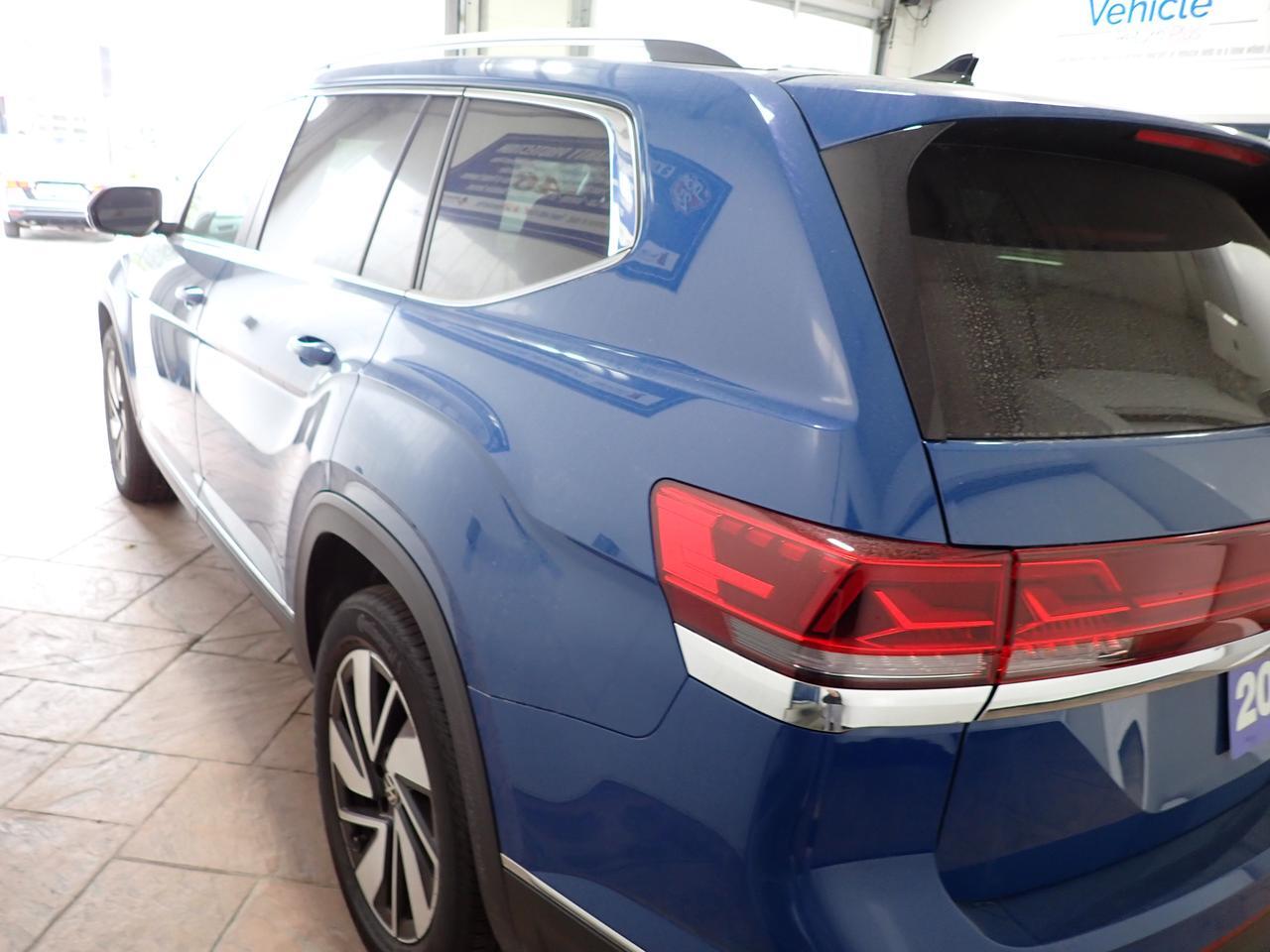 2025 Volkswagen Atlas Highline 4WD LEATHER NAVI SUNROOF 7 PASS Listowel ON