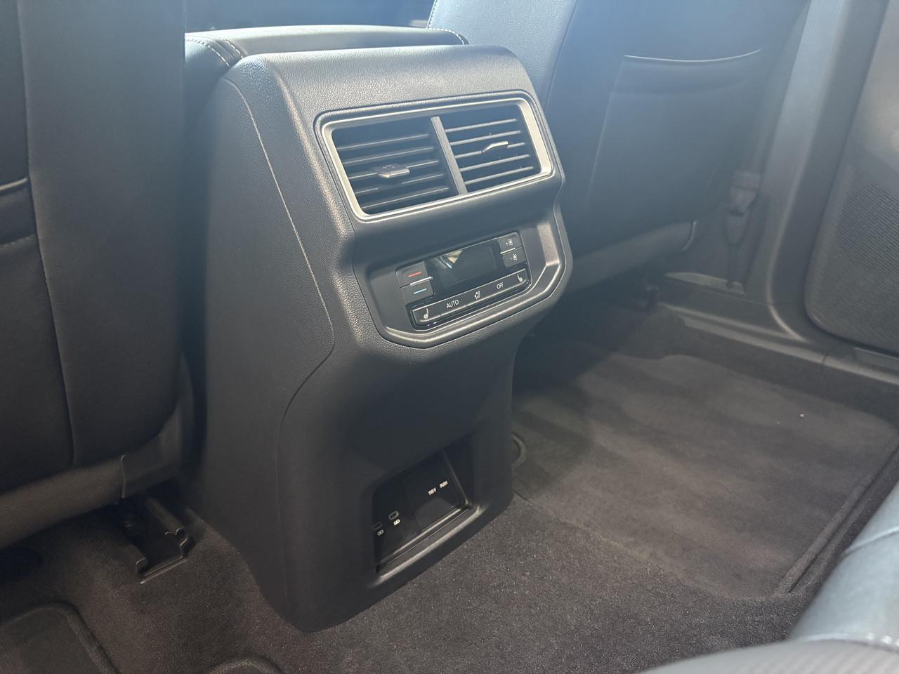 2025 Volkswagen Atlas Highline Listowel ON