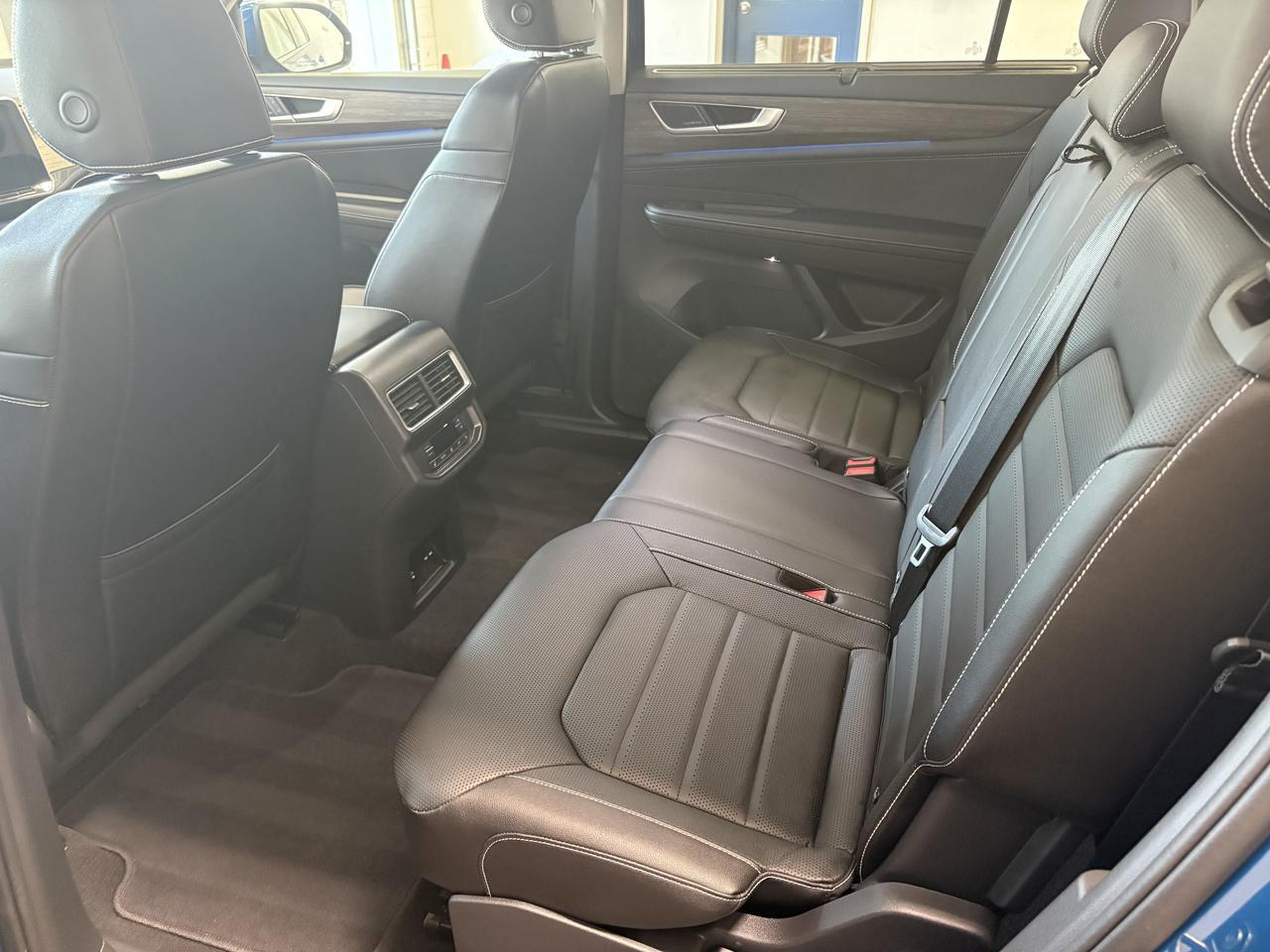 2025 Volkswagen Atlas Highline Listowel ON
