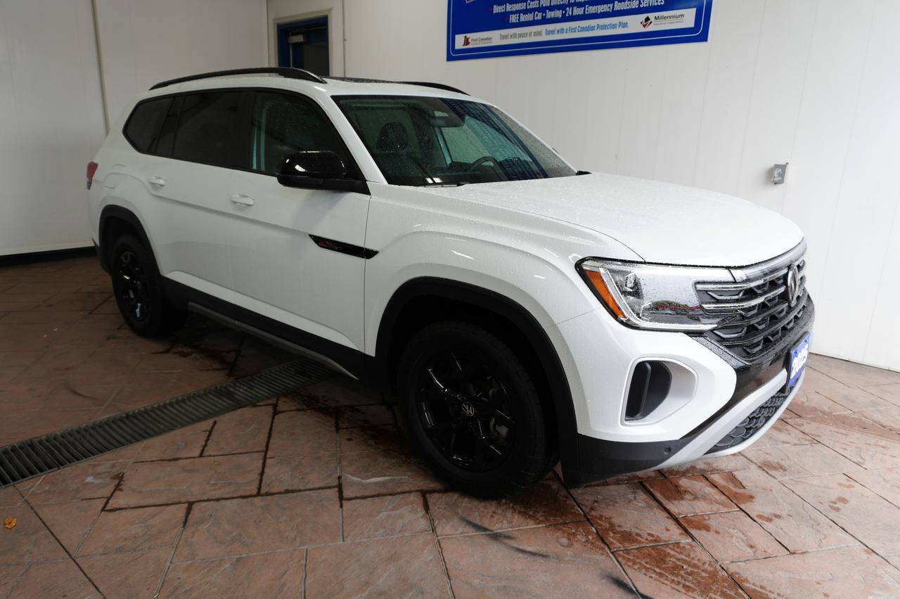2025 Volkswagen Atlas Peak Edition LEATHER SUNROOF 7 PASS Listowel ON