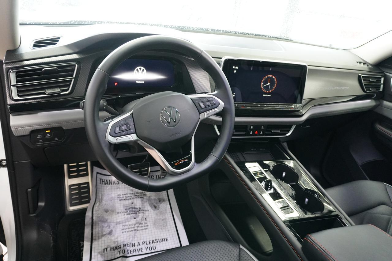 2025 Volkswagen Atlas Peak Edition LEATHER SUNROOF 7 PASS Listowel ON