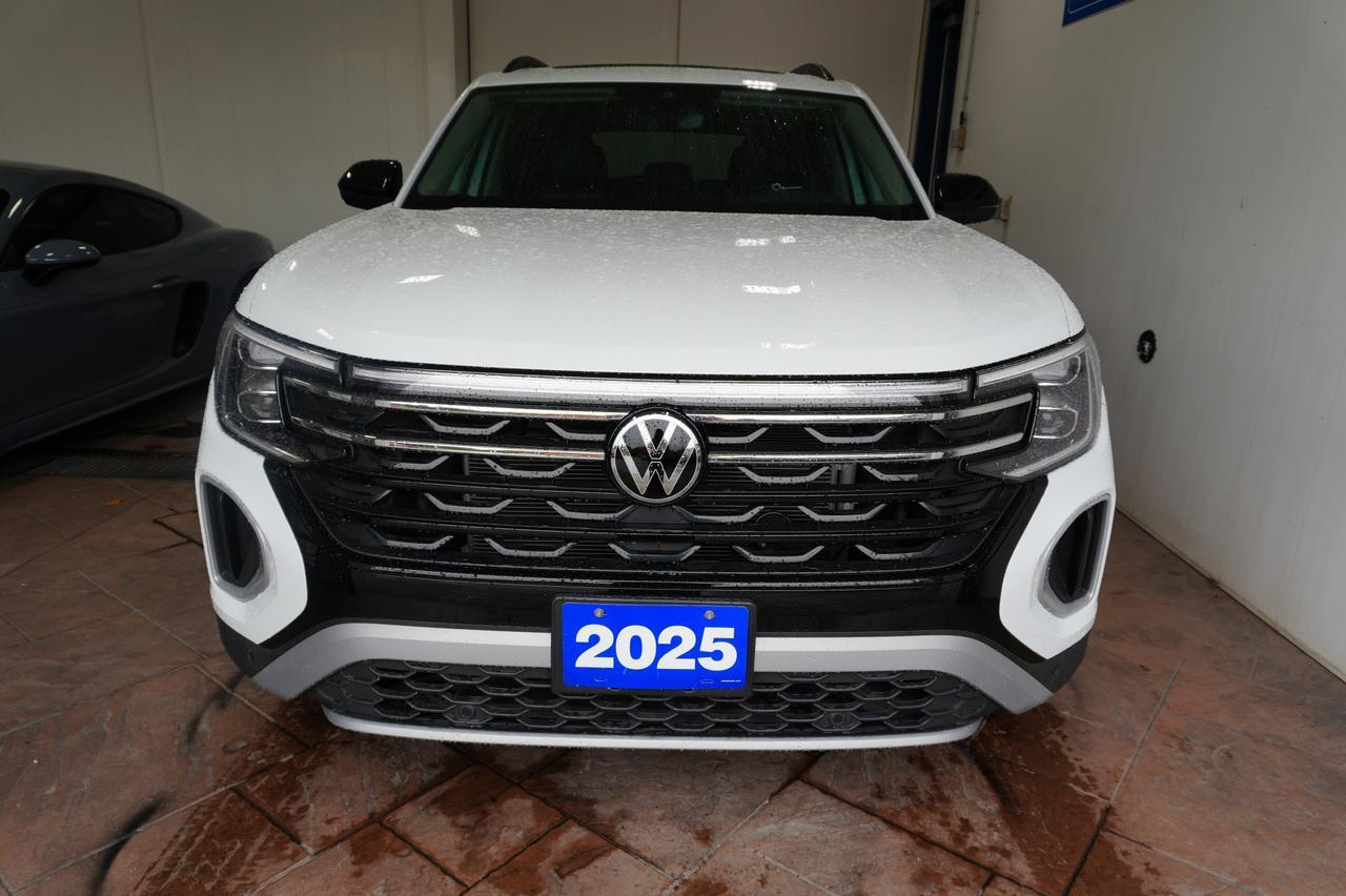 2025 Volkswagen Atlas Peak Edition LEATHER SUNROOF 7 PASS Listowel ON