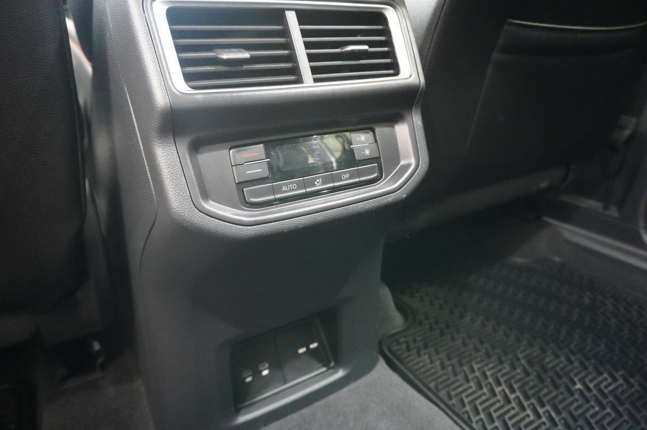 2025 Volkswagen Atlas Peak Edition LEATHER SUNROOF 7 PASS Listowel ON
