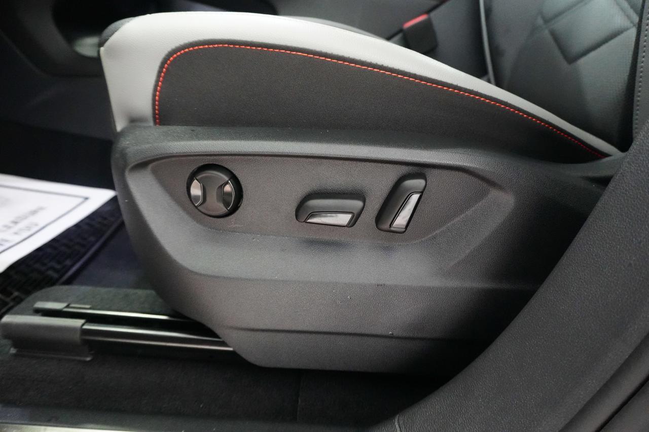 2025 Volkswagen Atlas Peak Edition LEATHER SUNROOF 7 PASS Listowel ON