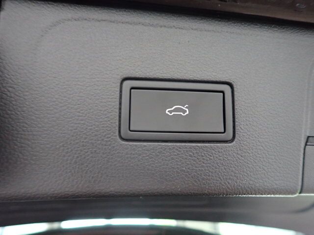 2025 Volkswagen Atlas Peak Edition LEATHER SUNROOF Listowel ON
