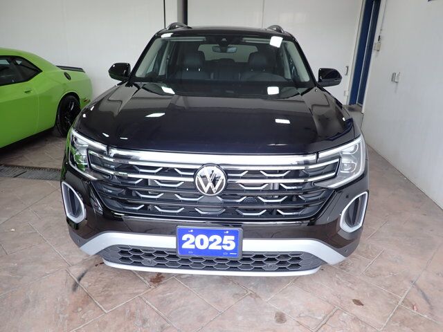 2025 Volkswagen Atlas Peak Edition LEATHER SUNROOF Listowel ON