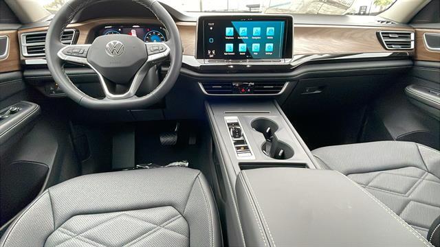 2025 Volkswagen Atlas SE 4Motion Corona CA
