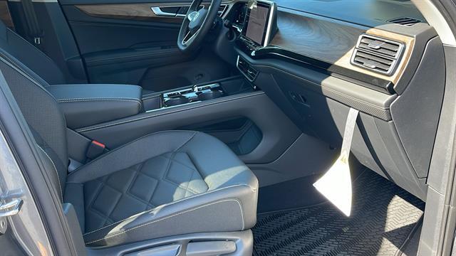 2025 Volkswagen Atlas SE Corona CA