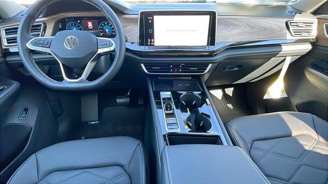 2025 Volkswagen Atlas SE Corona CA