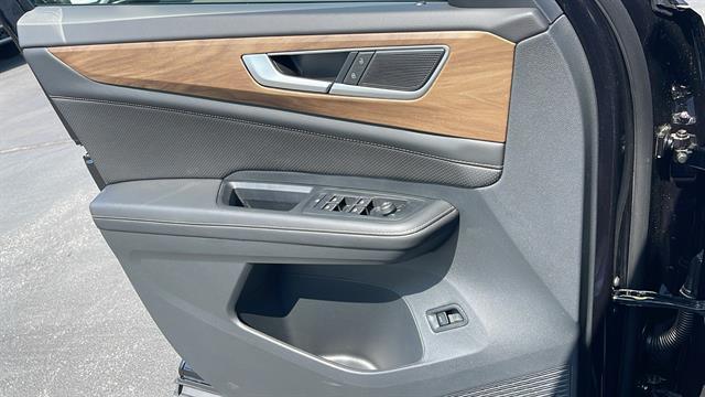 2025 Volkswagen Atlas SE Corona CA