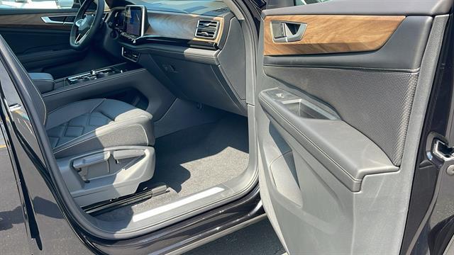 2025 Volkswagen Atlas SE Corona CA