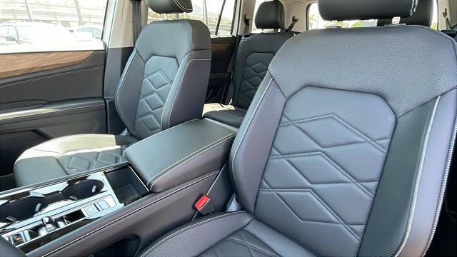 2025 Volkswagen Atlas SE Corona CA