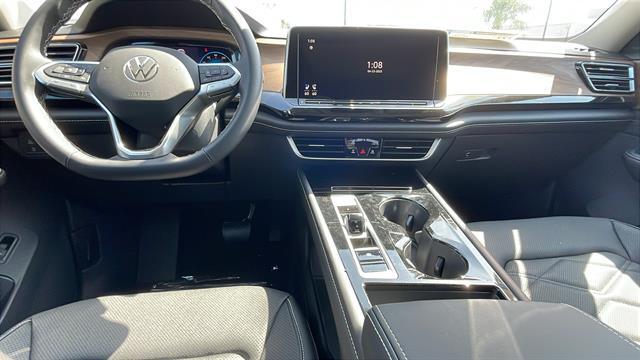 2025 Volkswagen Atlas SE Corona CA