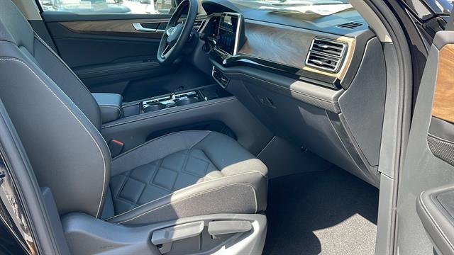 2025 Volkswagen Atlas SE Corona CA