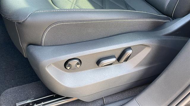 2025 Volkswagen Atlas SE Corona CA