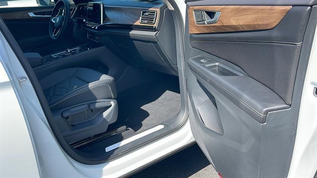 2025 Volkswagen Atlas SE Corona CA