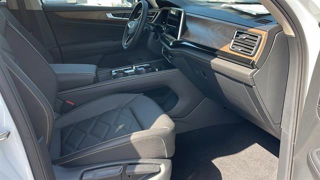 2025 Volkswagen Atlas SE Corona CA