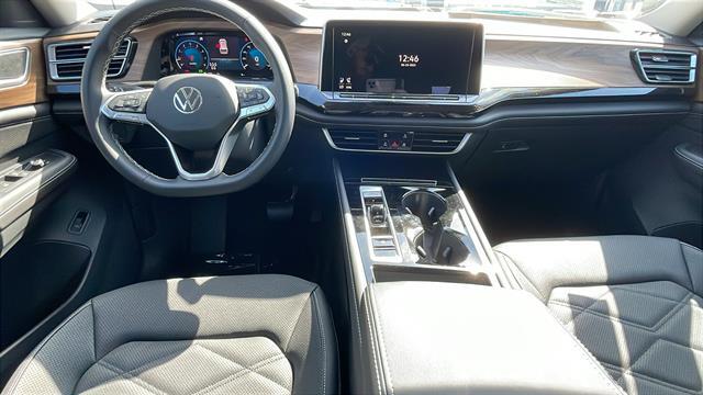 2025 Volkswagen Atlas SE Corona CA