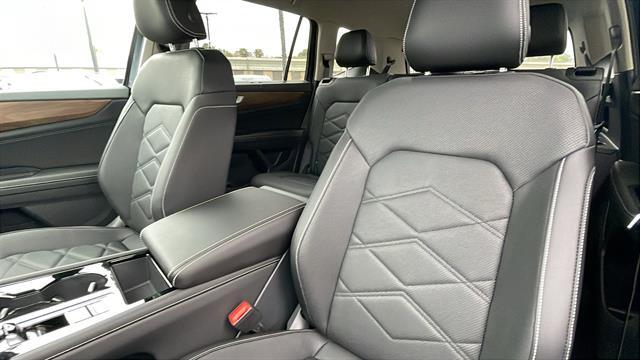 2025 Volkswagen Atlas SE Corona CA