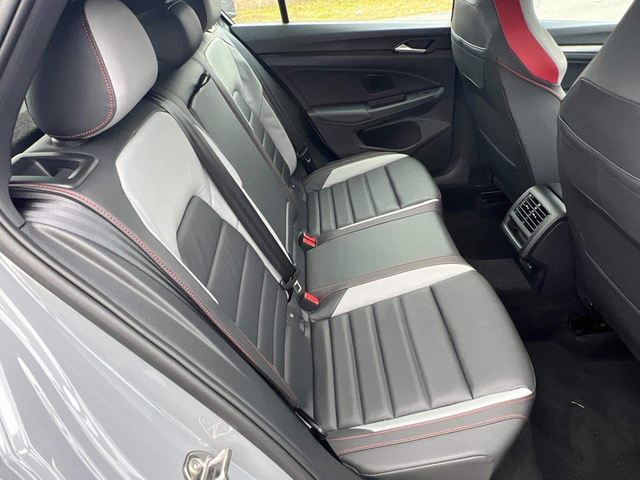 2025 Volkswagen Golf GTI 2.0T SE Hagerstown MD