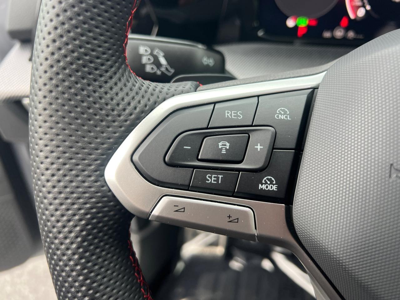 2025 Volkswagen Golf GTI 2.0T SE Hagerstown MD