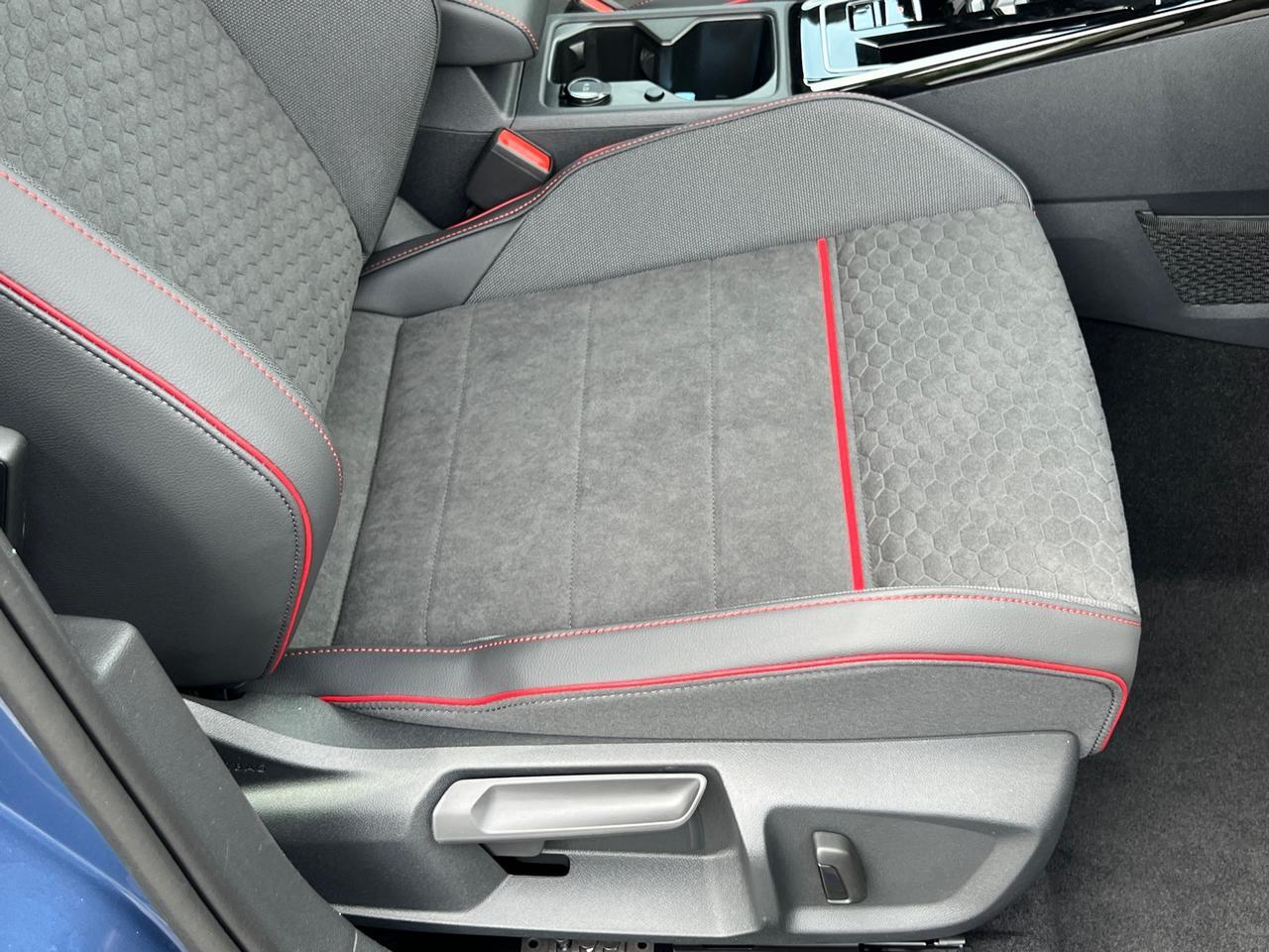 2025 Volkswagen Golf GTI 2.0T SE Hagerstown MD