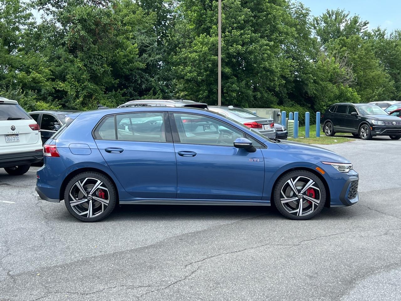 2025 Volkswagen Golf GTI 2.0T SE Hagerstown MD