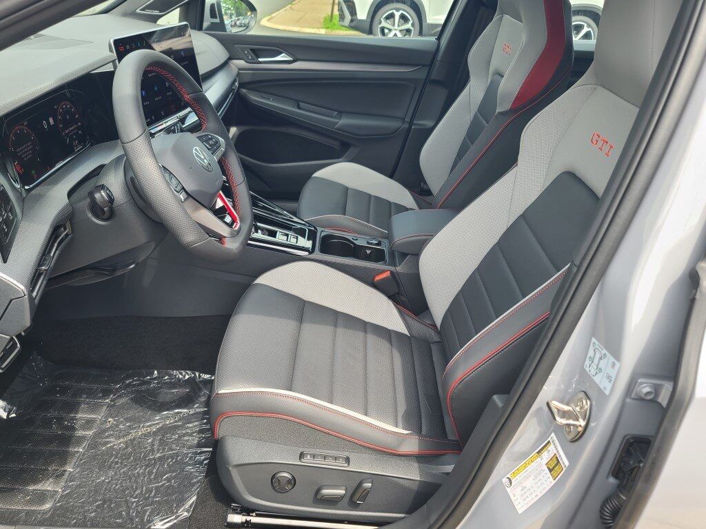 2025 Volkswagen Golf GTI 2.0T SE Springfield VA
