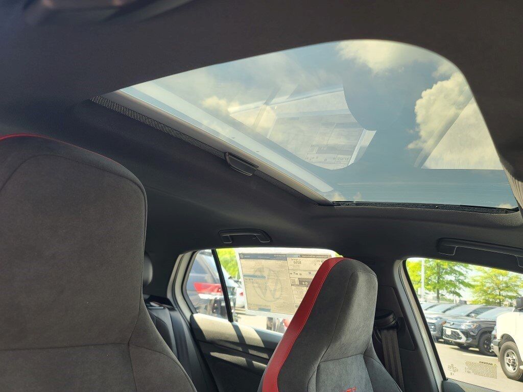2025 Volkswagen Golf GTI 2.0T SE Springfield VA