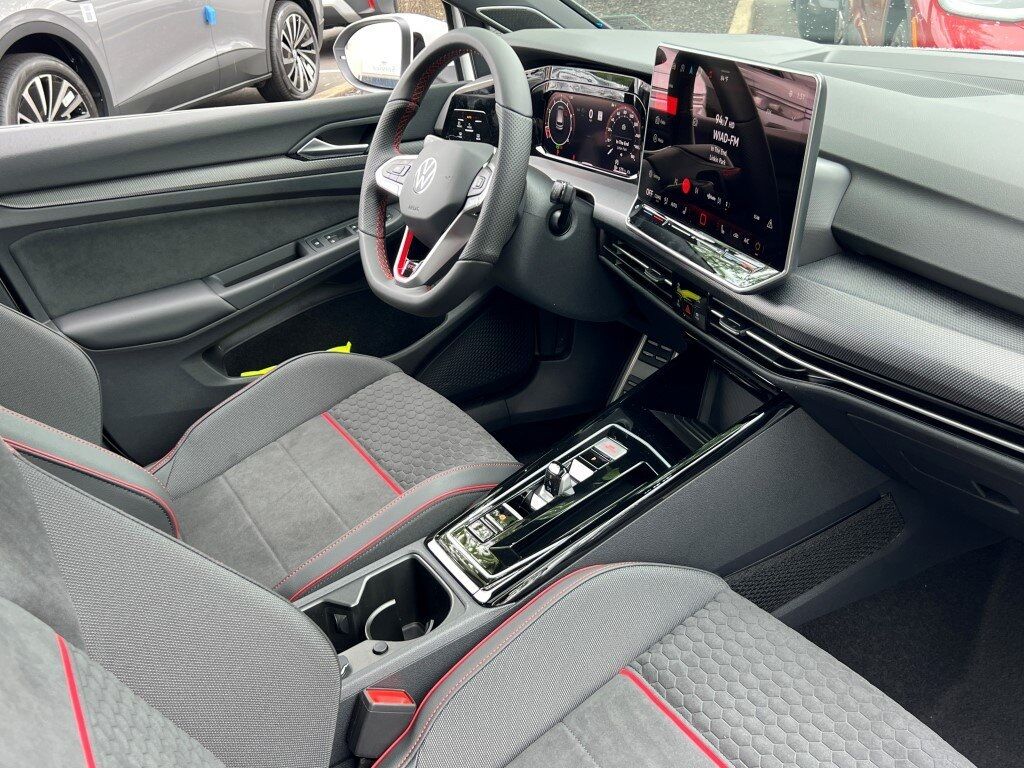 2025 Volkswagen Golf GTI 2.0T SE Springfield VA