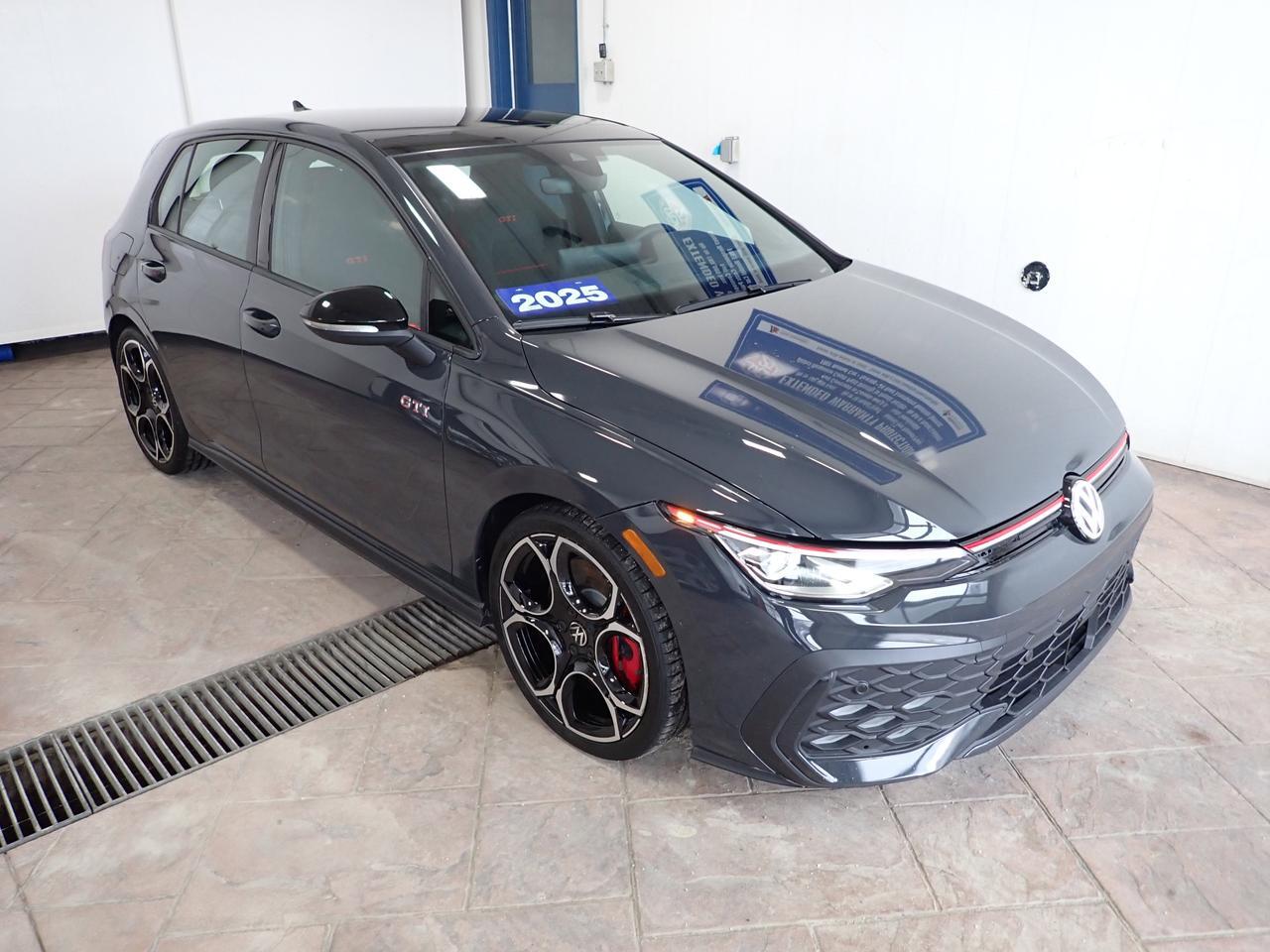 2025 Volkswagen Golf GTI Autobahn 4DR LEATHER NAVI SUNROOF