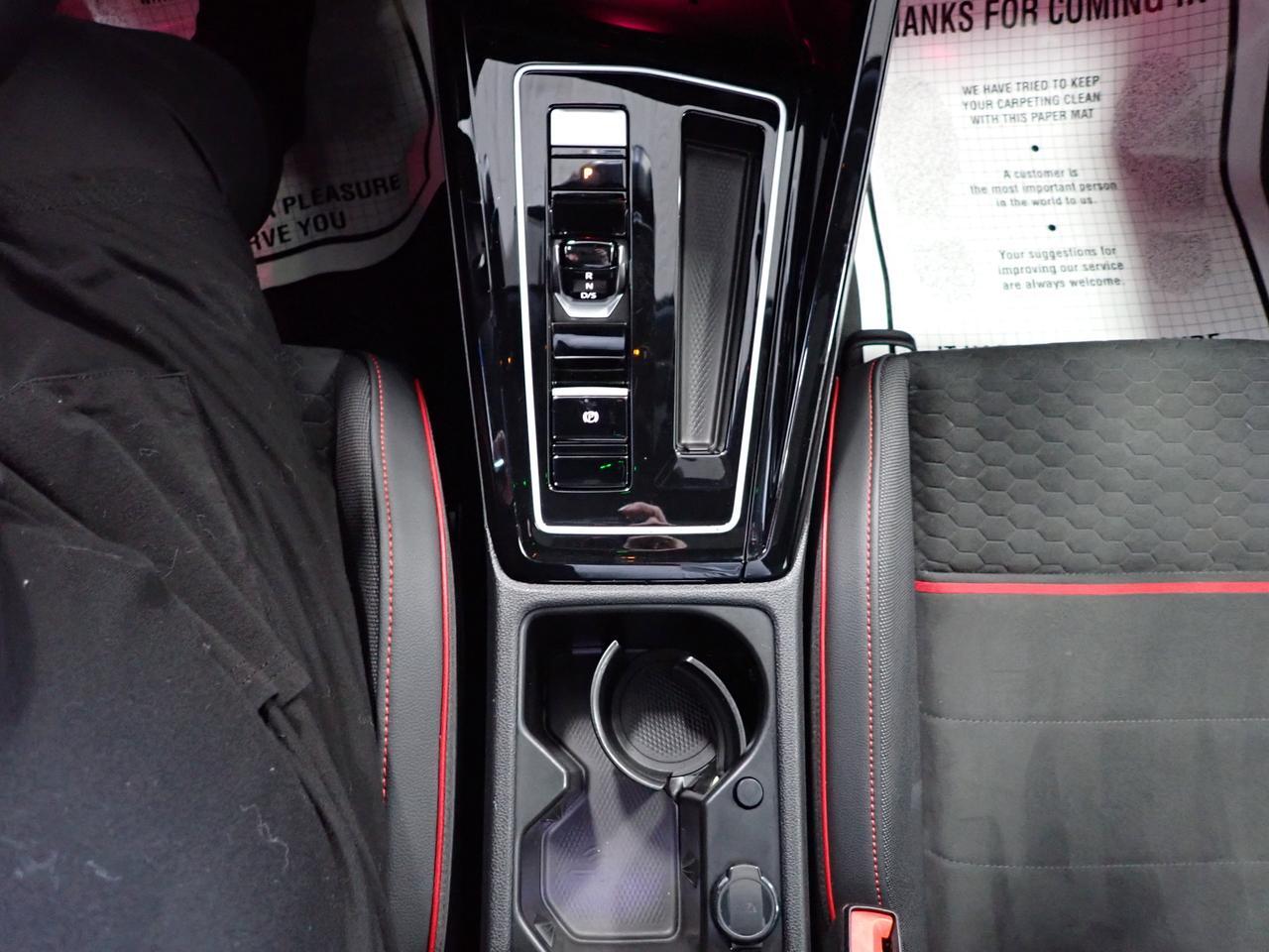 2025 Volkswagen Golf GTI Autobahn 4DR LEATHER NAVI SUNROOF Listowel ON