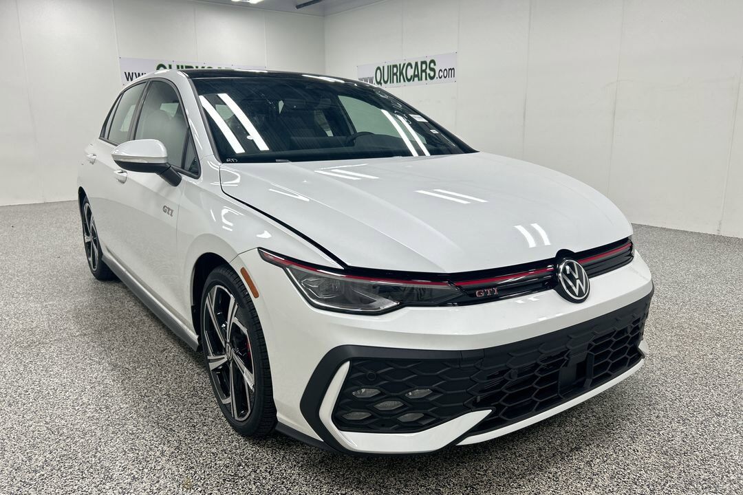 2025 Volkswagen Golf GTI SE Oshkosh WI