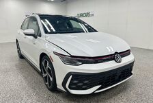 2025 Volkswagen Golf GTI SE