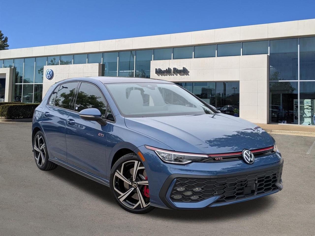2025 Volkswagen Golf GTI SE