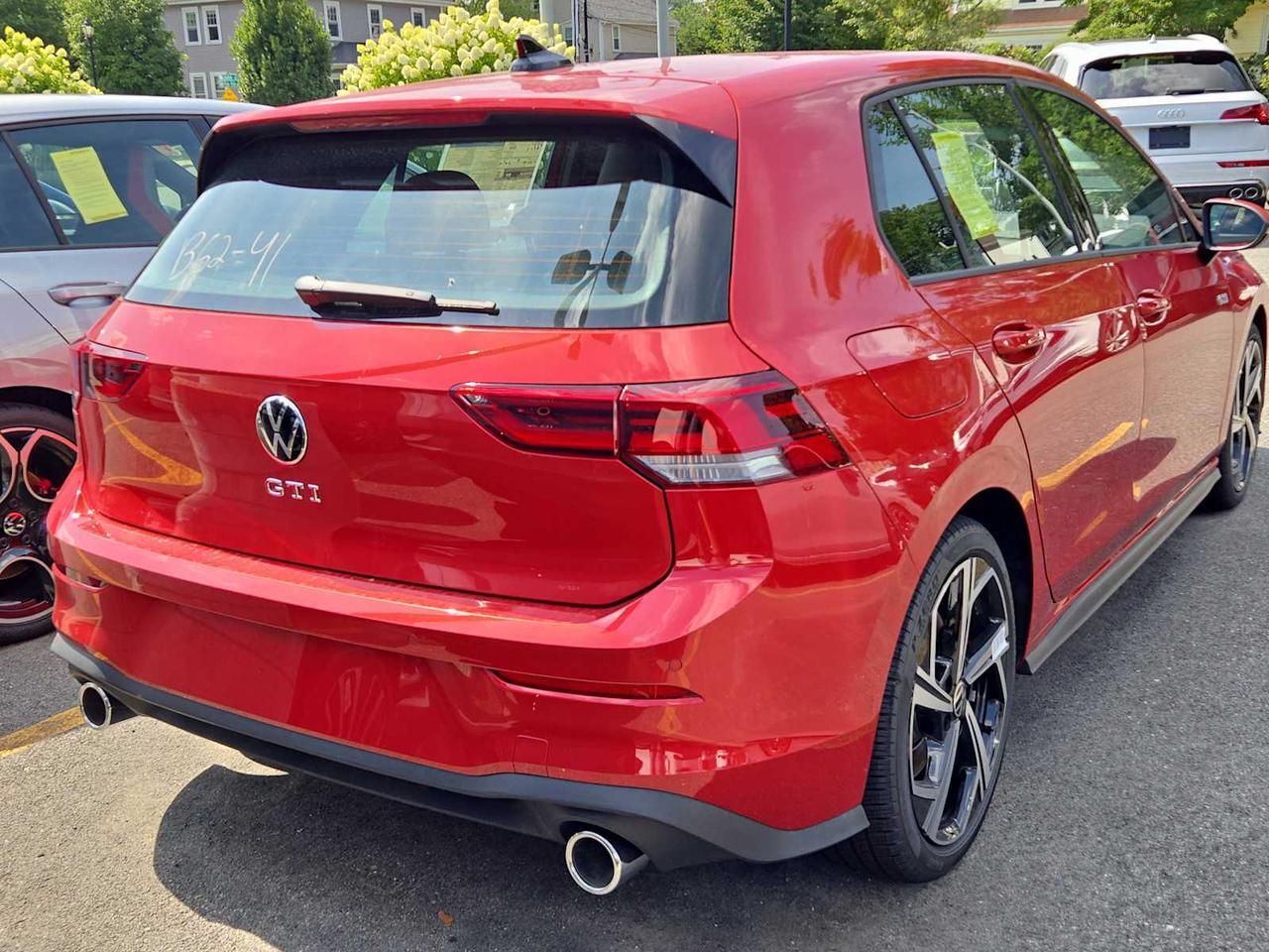 2025 Volkswagen Golf GTI SE Wellesley MA