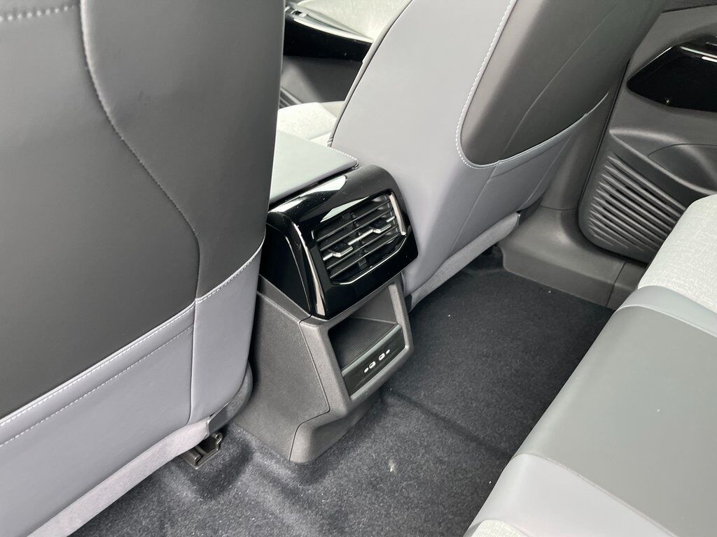 2025 Volkswagen ID.4 Pro Green Bay WI