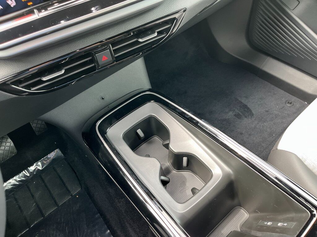 2025 Volkswagen ID.4 Pro Green Bay WI
