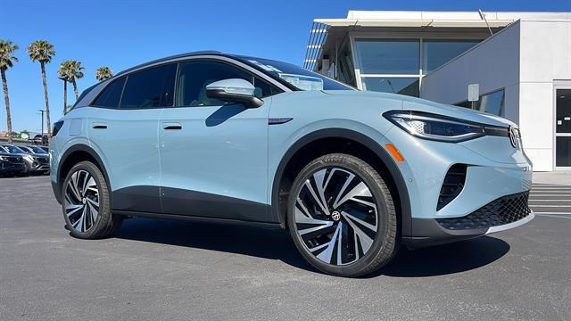 2025 Volkswagen ID.4 Pro S Plus