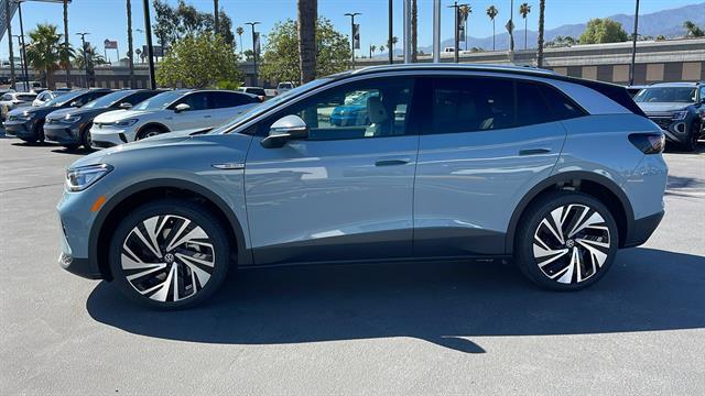 2025 Volkswagen ID.4 Pro S Plus Corona CA