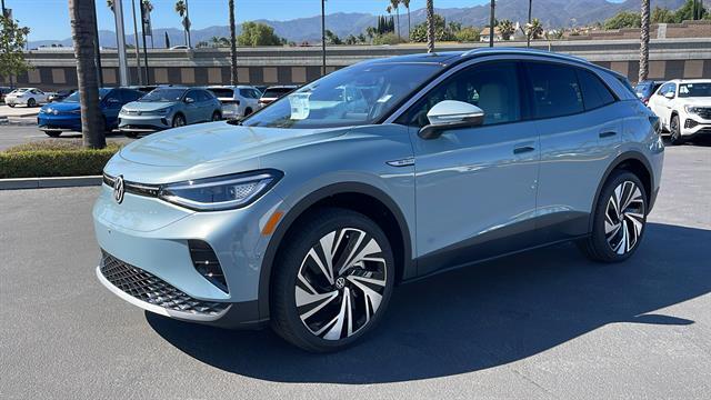 2025 Volkswagen ID.4 Pro S Plus Corona CA